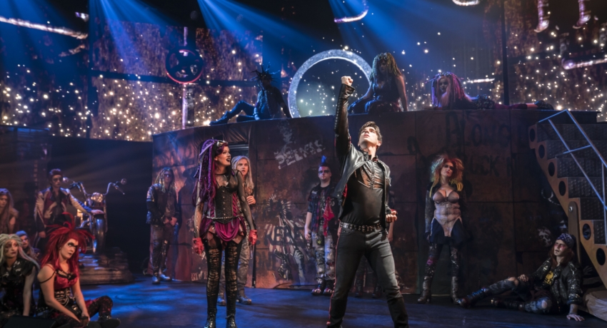 GZFWEWI 2_C_Johan Persson (c) Phil McIntyre Live Ltd  - We Will rock you in Stuttgart