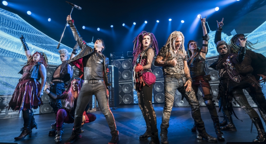 GZFWEWI 3_C_Johan Persson (c) Phil McIntyre Live Ltd  - We Will rock you in Stuttgart