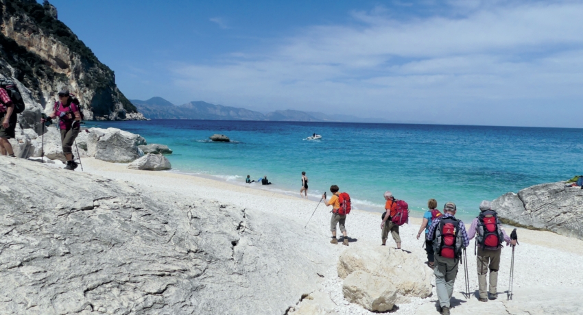 Cala Goloritzè - Wanderreise Sardinien Flug